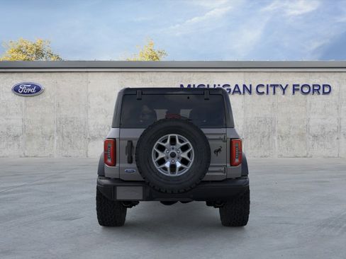 New 2025 Ford Bronco Badlands AWD/4WD image 5