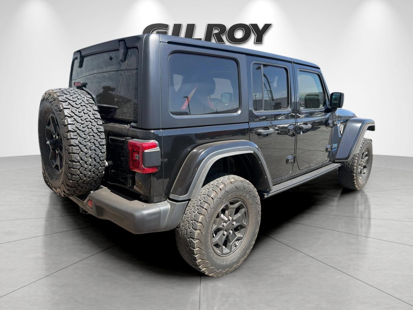 Used 2023 Jeep Wrangler Unlimited Rubicon 4xe AWD/4WD image 2
