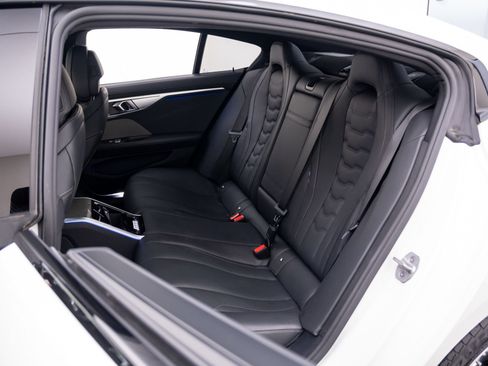 Used 2025 BMW 840i xDrive AWD/4WD image 17