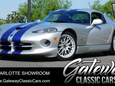 Used 1999 Dodge Viper GTS image 1