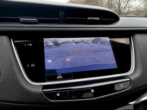 Used 2021 Cadillac XT5 Premium Luxury image 41