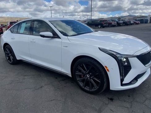 Used 2026 Cadillac CT5 V w/ Platinum Package image 2