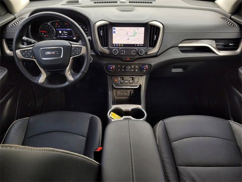 Used 2020 GMC Terrain Denali w/ Denali Premium Package image 12