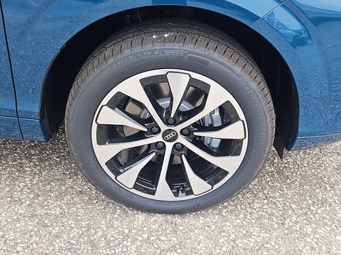 New 2026 Audi Q3 quattro 2.0T AWD/4WD image 4