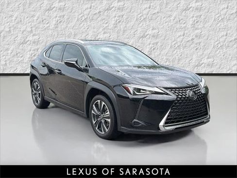 Used 2019 Lexus UX 200 w/ Premium Package FWD image 1