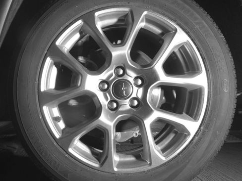 Used 2025 Jeep Compass Limited AWD/4WD image 17