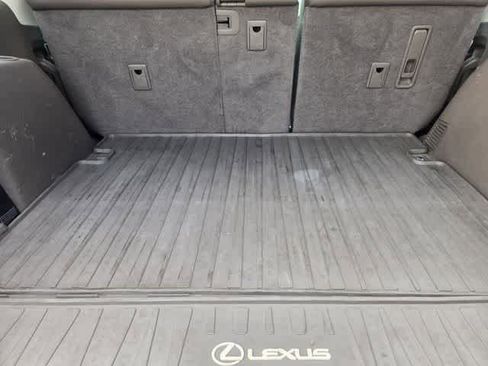 Used 2018 Lexus GX 460 Premium w/ Premium Package AWD/4WD image 19