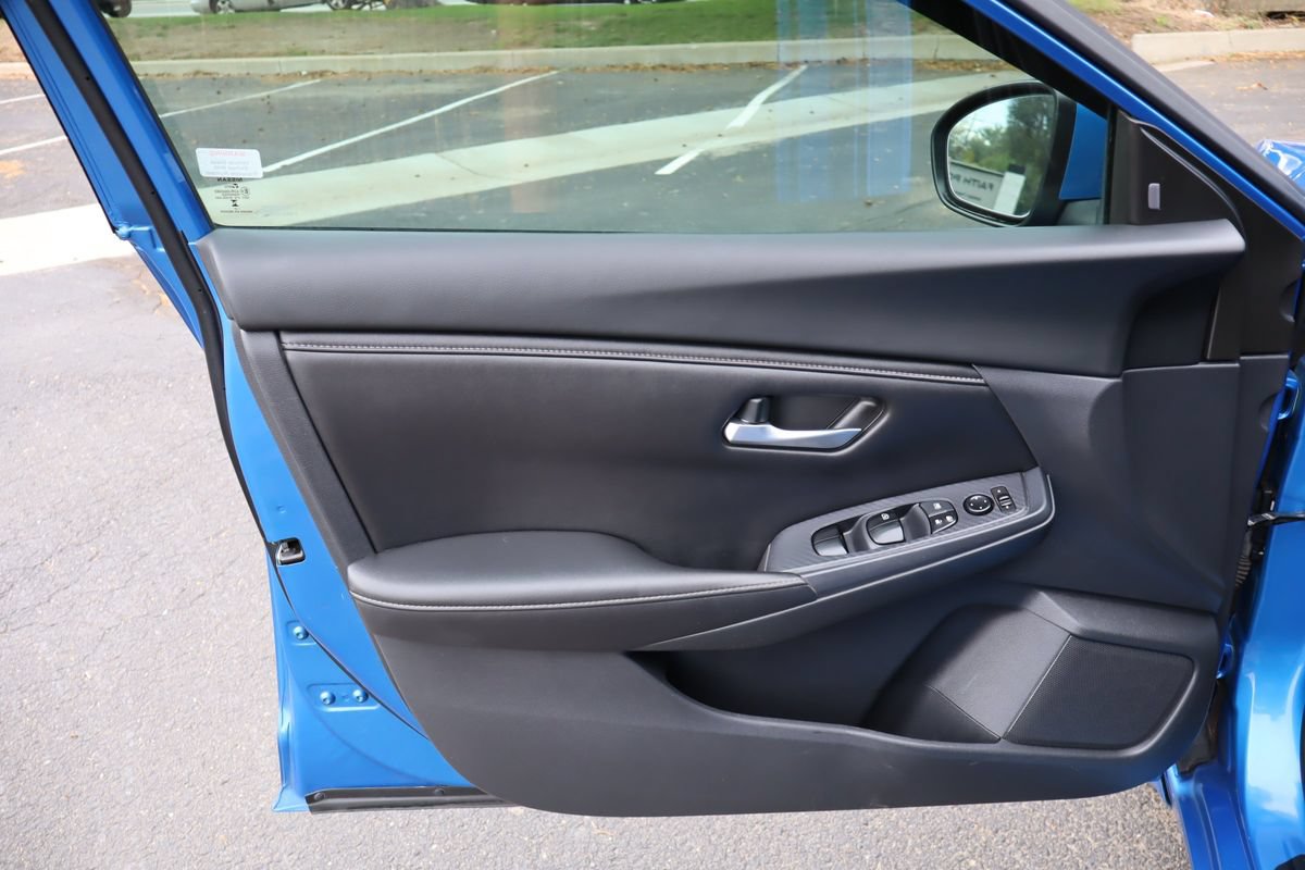 Used 2022 Nissan Sentra SV FWD image 23