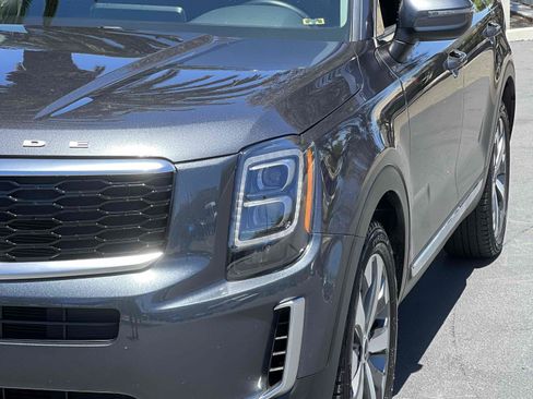 Used 2022 Kia Telluride EX w/ EX Premium Package FWD image 59