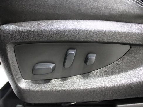 Used 2019 GMC Yukon Denali w/ Denali Ultimate Package image 22