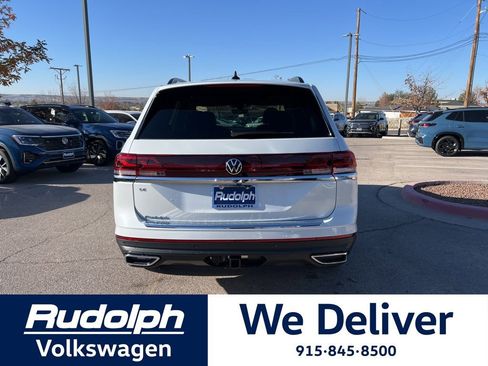 New 2026 Volkswagen Atlas SE FWD image 4