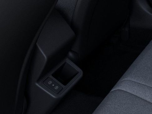 New 2025 Kia K4 LXS image 26