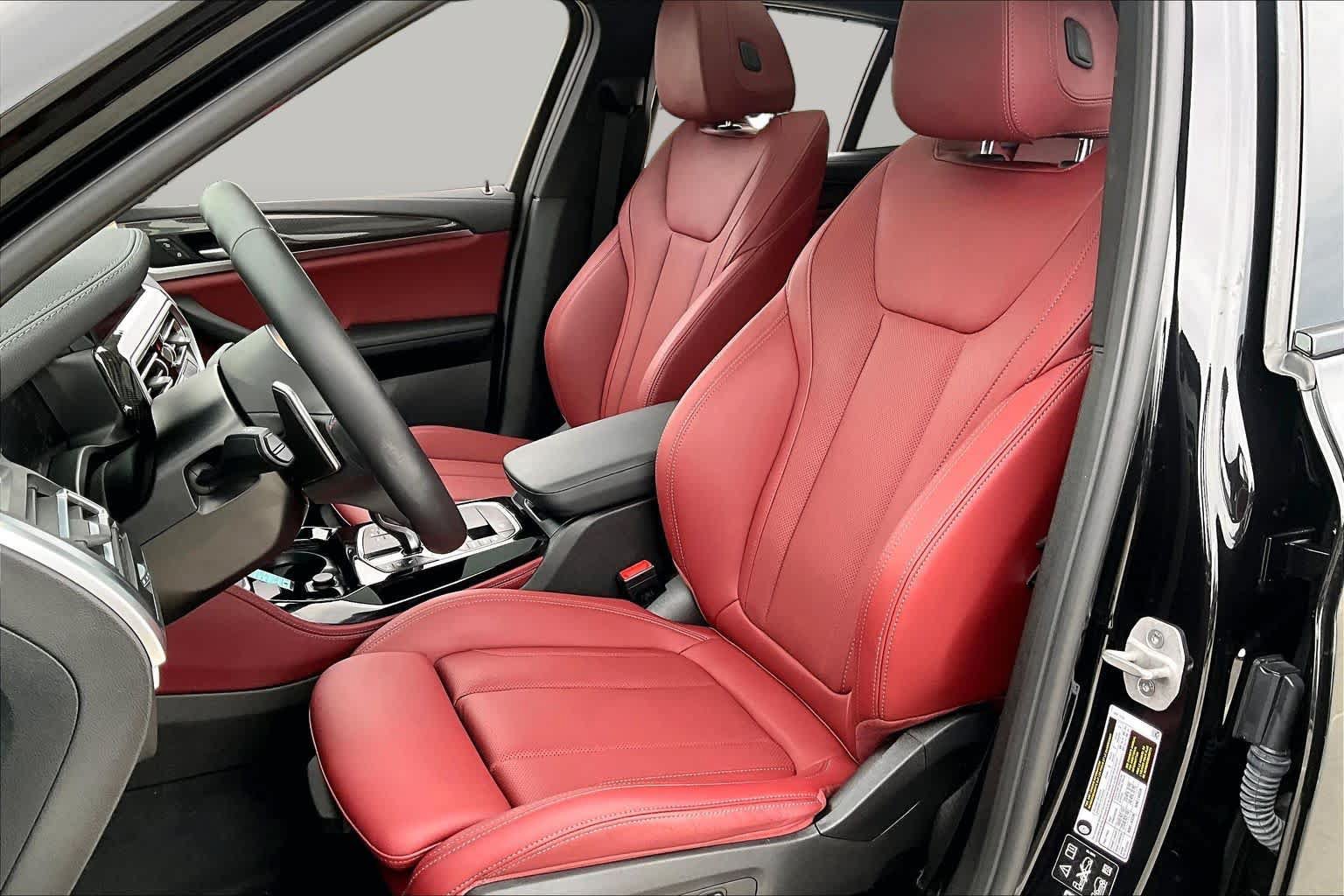 Used 2025 BMW X4 M40i w/ Premium Package AWD/4WD image 7