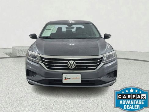 Used 2022 Volkswagen Passat 2.0T FWD image 9