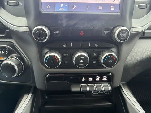 Used 2022 RAM 1500 Big Horn image 25
