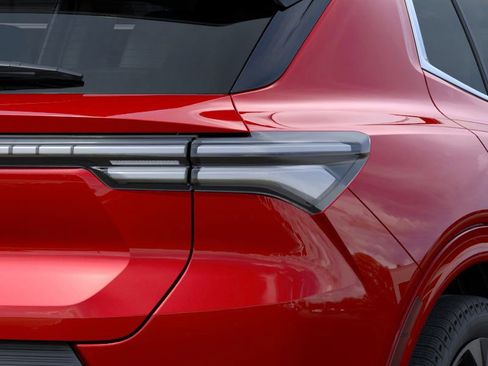 New 2025 Chevrolet Equinox EV LT w/ Convenience Package II image 35