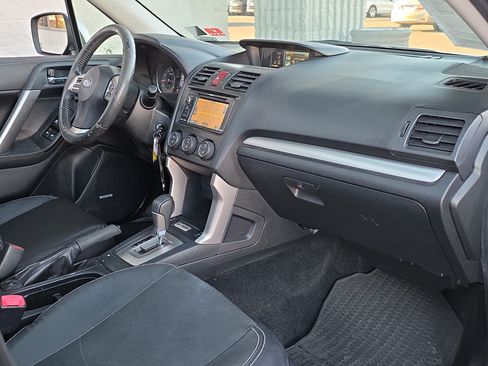 Used 2015 Subaru Forester 2.5i Limited AWD/4WD image 31