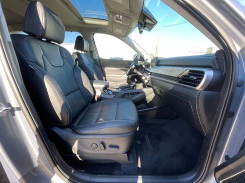 Used 2025 Kia Telluride EX image 27