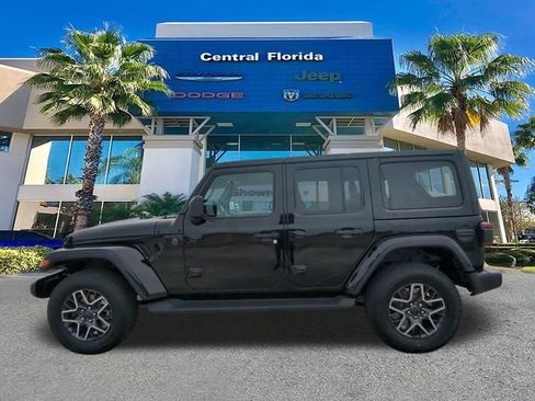 New 2026 Jeep Wrangler Sahara image 8