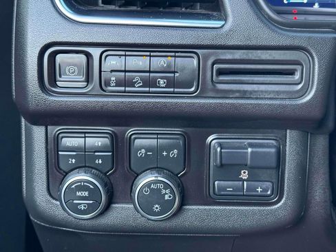 Used 2024 Chevrolet Tahoe Z71 w/ Off-Road Capability Package AWD/4WD image 21