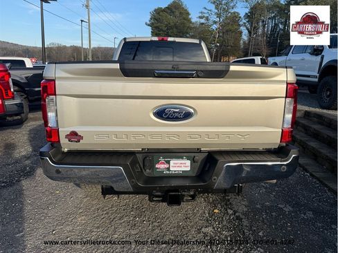 Used 2017 Ford F350 Lariat w/ Lariat Value Package AWD/4WD image 6
