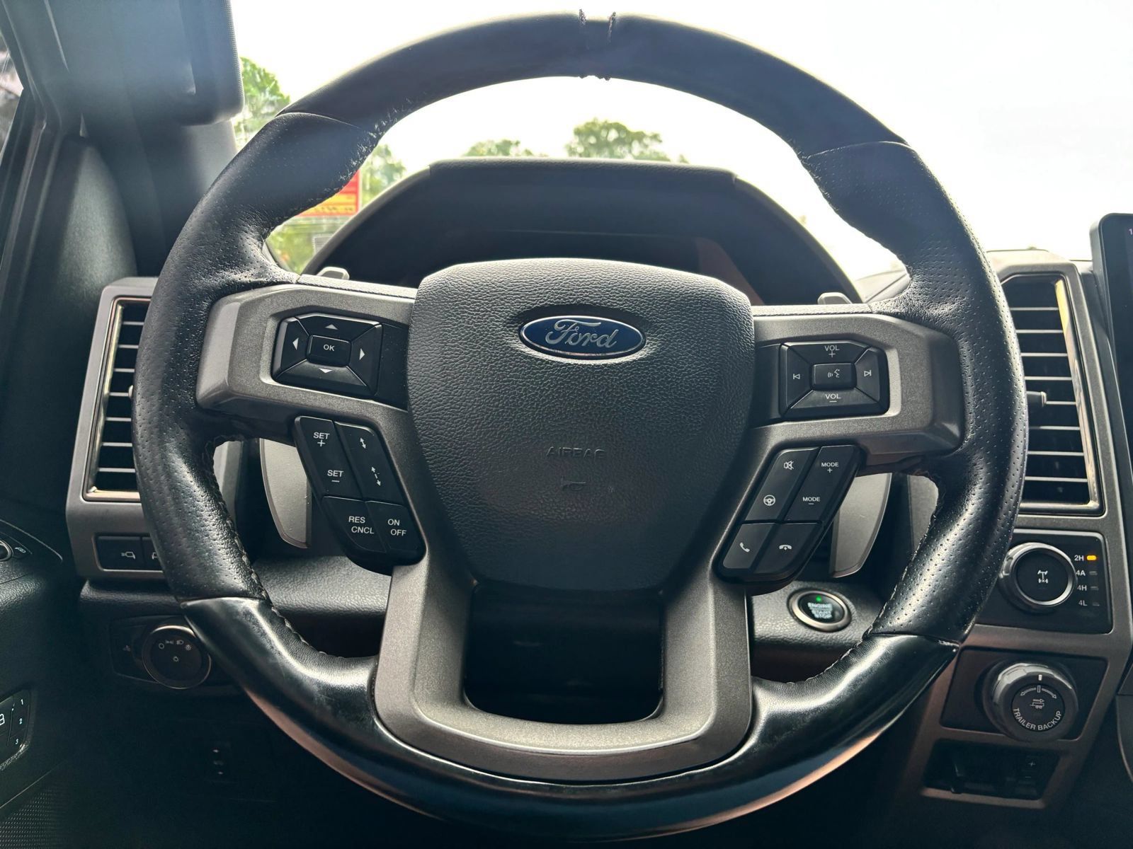 Used 2018 Ford F150 Raptor w/ Equipment Group 802A Luxury AWD/4WD image 41