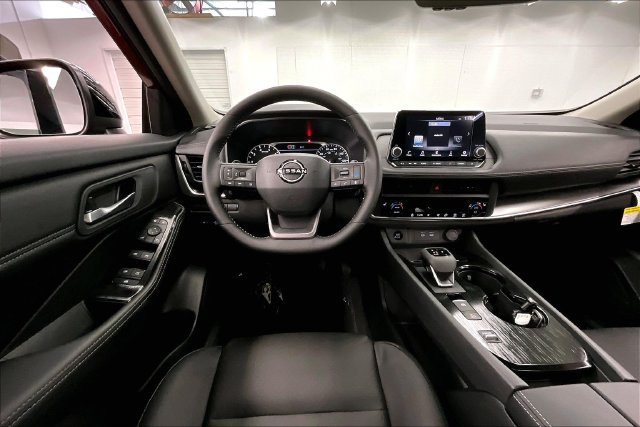 New 2026 Nissan Rogue Dark Armor FWD image 21