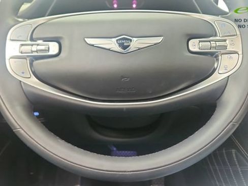 Used 2024 Genesis GV80 3.5T Advanced AWD/4WD image 39