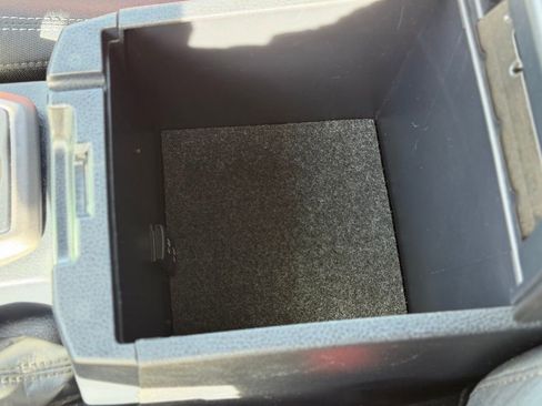 Used 2023 Toyota Tacoma TRD Off-Road image 17