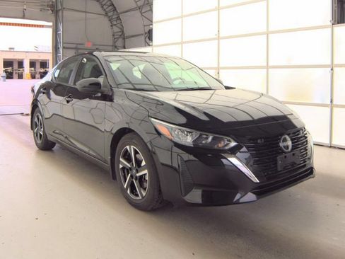 Used 2024 Nissan Sentra SV w/ All-Weather Package FWD image 4