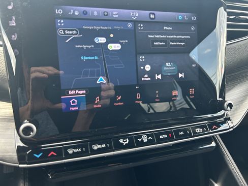 Used 2024 Jeep Wagoneer L Series II image 19