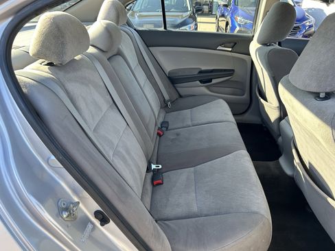Used 2010 Honda Accord LX-P image 22