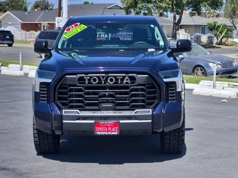 Used 2022 Toyota Tundra SR5 w/ Convenience Package RWD image 2