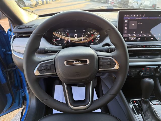 Used 2025 Jeep Compass Limited AWD/4WD image 20