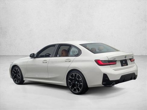 Used 2026 BMW 330i xDrive Sedan w/ M Sport Package AWD/4WD image 9