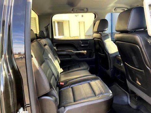 Used 2015 GMC Sierra 3500 Denali w/ Duramax Plus Package image 28