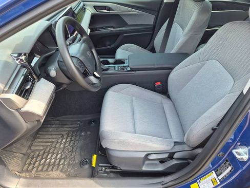 Used 2026 Toyota Camry LE FWD image 15