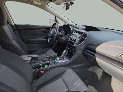 Used 2022 Subaru Crosstrek 2.0i Premium w/ Moonroof Package image 14