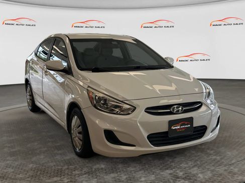 Used 2016 Hyundai Accent SE FWD image 5