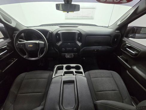 Used 2020 Chevrolet Silverado 1500 Custom w/ Custom Value Package RWD image 18
