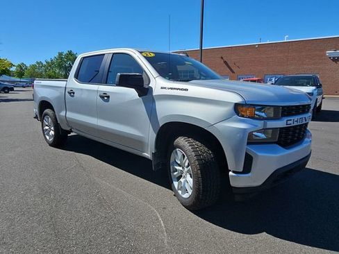 Used 2021 Chevrolet Silverado 1500 Custom AWD/4WD image 1