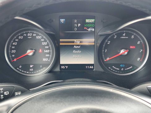 Used 2019 Mercedes-Benz GLC 350e 4MATIC image 15