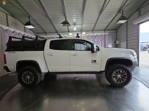 Used 2019 Chevrolet Colorado ZR2 AWD/4WD image 9
