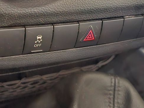 Used 2012 Jeep Wrangler Sport AWD/4WD image 31