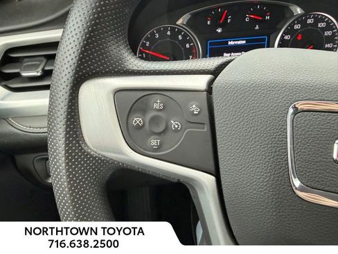 Used 2022 GMC Acadia SLE w/ Driver Convenience Package AWD/4WD image 19