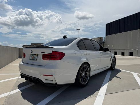 Used 2018 BMW M3 RWD image 11