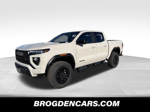 New 2026 GMC Canyon Elevation w/ Convenience Package RWD image 4