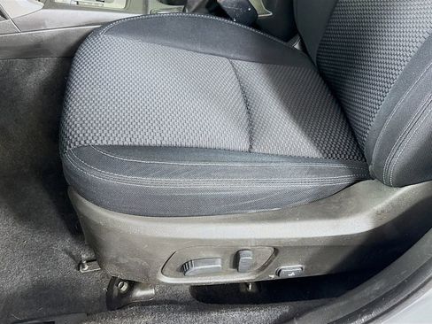 Used 2014 Subaru Forester 2.5i Premium w/ All-Weather Package AWD/4WD image 22