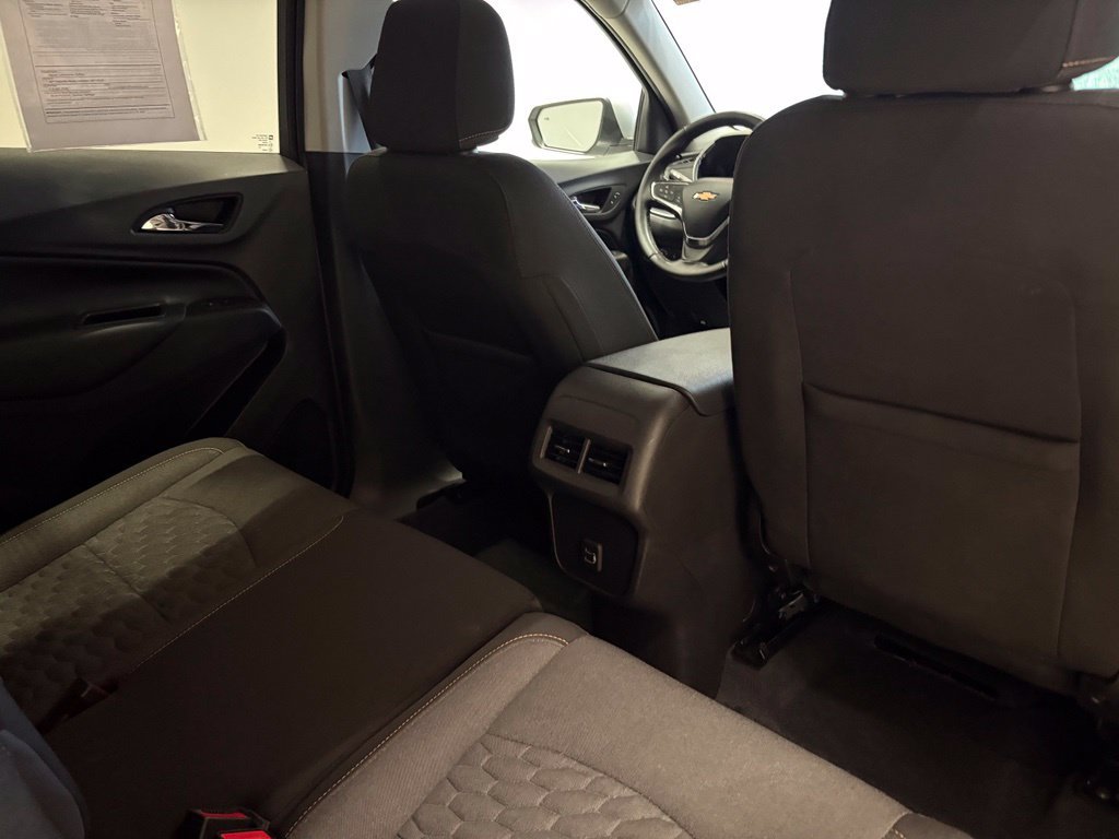 Used 2021 Chevrolet Equinox LT AWD/4WD image 22
