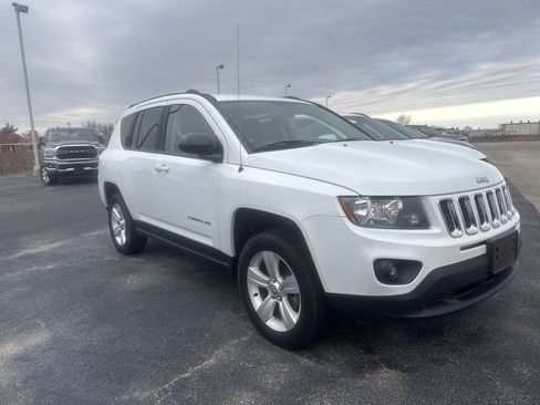 Used 2015 Jeep Compass Sport w/ Power Value Group image 6